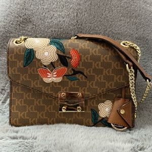 KARL LAGERFELD LEATHER SLING BAG